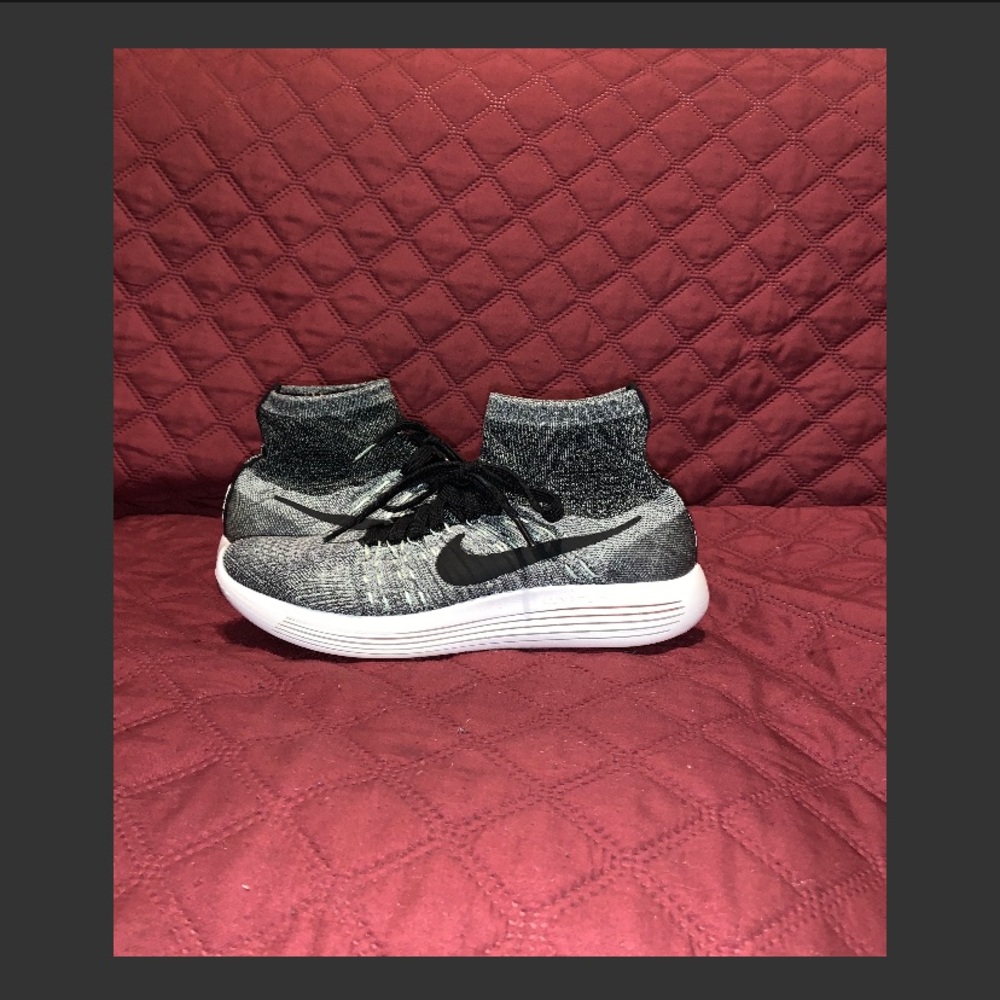 Nike Lunarepic Flyknit Shoes